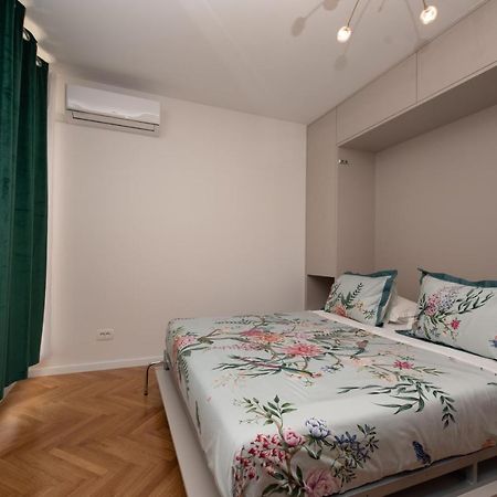 Royal Elegance Apartman Split Exterior photo