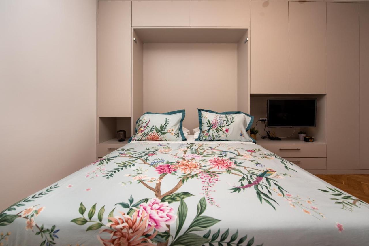 Royal Elegance Apartman Split Exterior photo