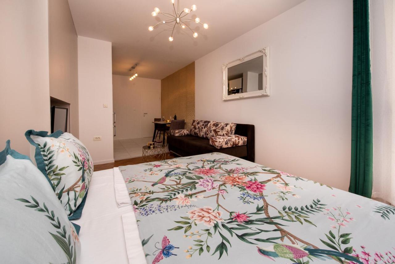 Royal Elegance Apartman Split Exterior photo