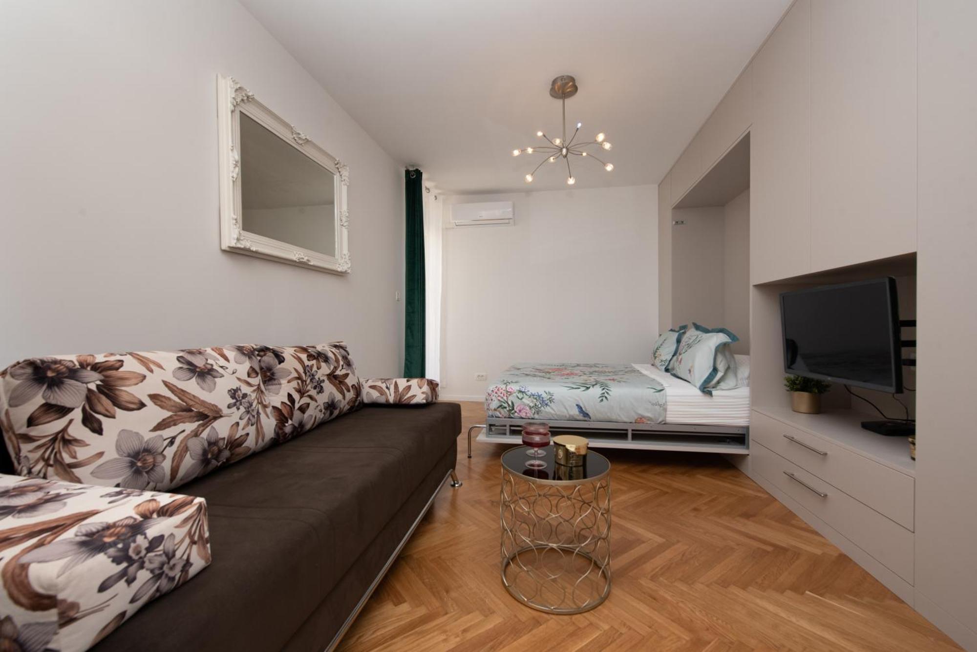 Royal Elegance Apartman Split Exterior photo